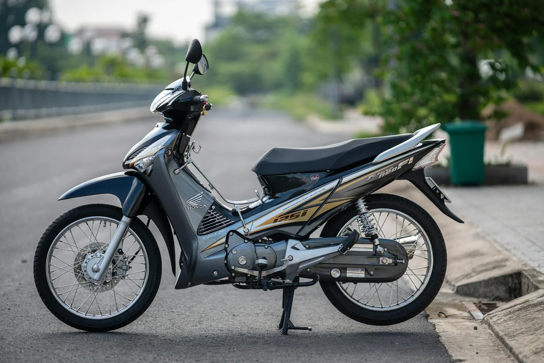 Tukar tambah motor Honda, beli motor baru dengan kredit mudah